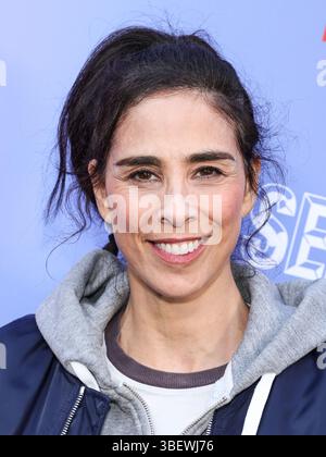 West Hollywood, Usa. Mai 2025. WEST HOLLYWOOD, LOS ANGELES, KALIFORNIEN, USA - 29. MAI: Die US-amerikanische Schauspielerin, Schriftstellerin und Stand-up-Comedian Sarah Silverman kommt bei Netflix an ist Ein Witz präsentiert: FYSEE LA Comedy Night ATAS (Academy of Television Arts and Sciences) Emmy FYC (for your Review) Event im Comedy Store am 29. Mai 2025 in West Hollywood, Los Angeles, Kalifornien, Kalifornien. (Foto: Xavier Collin/Image Press Agency) Credit: Image Press Agency/Alamy Live News Stockfoto