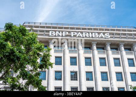 Fassade des Gebäudes, in dem sich das Hauptquartier von BNP Paribas in Paris, Frankreich, befindet. BNP Paribas (BNPP) ist eine französische Geschäftsbank, die in 65 Ländern vertreten ist Stockfoto