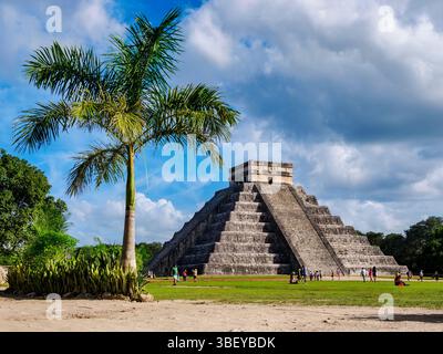 El Castillo oder Tempel des Kukulcan, Chichen Itza, Yucatan State, Mexiko Stockfoto