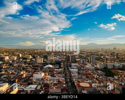 Skyline des Stadtzentrums, erhöhte Aussicht, Mexiko-Stadt, Mexiko Stockfoto