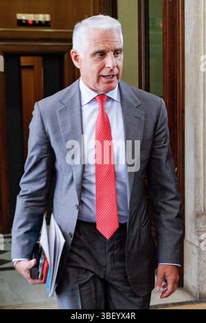 Roma, Italien. 30. Mai 2025. L'ad di Unicredit Andrea Orcel durante la präsentazione della Relazione annuale della Banca d'Italia, Roma, Venerdì 30 Maggio 2025 (Foto Roberto Monaldo/LaPresse) Unicredit-CEO Andrea Orcel während der Präsentation des Jahresberichts der italienischen Bank, Rom, Freitag, 30. Mai 2025 (Foto: Roberto Monaldo/LaPresse) Credit: LaPresse/Alamy Live News Stockfoto