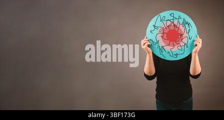 Migräne-Kopfschmerz-Anfall, Geist mit Burnout und Stress, Epilepsie, alzheimer oder Tumor im Gehirn Stockfoto