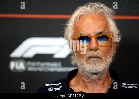 Flavio Briatore spricht während einer Pressekonferenz auf dem Circuit de Barcelona-Catalunya, Spanien. Bilddatum: Freitag, 30. Mai 2025. Stockfoto