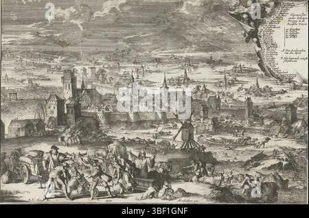 Hondius, Hendrick (I), Niederlande, Pyramid papistique, Paapse Pyramide, Paapse-Pyramide. Die Pyramide besteht aus einer großen Schlange, die das Papsttum repräsentiert, und vielen kleinen Schlangen, die andere Elemente der katholischen Kirche symbolisieren. Links über dem Wort Gottes von einer Donner Wolke. Auf dem Boden alle möglichen Utensilien aus der römischen Kirche. Mit Inschriften in der Aufführung in lateinischer und niederländischer Sprache. Mit 2 Spalten mit je 10 Zeilen in Französisch und Niederländisch. Kopie auf den Abdruck von Hondius. Punktdruck auf Papst und römischer Kirche, ca. 1560., Druck, Frederik Müller Geschichtsplatten, Höhe 329 mm, Breite 19 Stockfoto