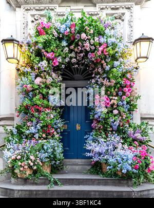 Chelsea Registry Office während der Chelsea Flower Show London UK Stockfoto