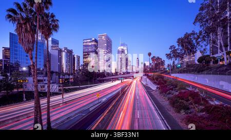 Die Skyline von Los angeles bei Nacht Stockfoto
