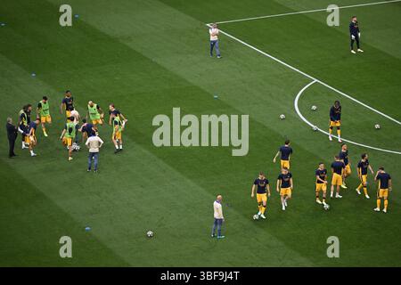 München, Deutschland. 31. Mai 2025. Fußball: Champions League, Paris Saint-Germain - Inter Mailand, K.-o.-Runde, Finale, Münchener Fußballarena, Mailänder Spieler wärmen sich vor dem Spiel auf. Quelle: Peter Kneffel/dpa/Alamy Live News Stockfoto
