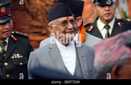 Lalitpur, Nepal. 1. Juni 2025: Nepals Premierminister KP Sharma Oli nimmt am 1. Juni 2025 am Bhoto Jatra, dem letzten Tag des Rato Machhindranath Chariot Festivals, in Jawalakhel in Lalitpur, Nepal, Teil. (Kreditbild: © Sunil Sharma/ZUMA Press Wire) NUR REDAKTIONELLE VERWENDUNG! Nicht für kommerzielle ZWECKE! Quelle: ZUMA Press, Inc./Alamy Live News Stockfoto