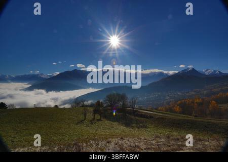France Savoie Maurienne Jarrier : mer de nuages Stockfoto