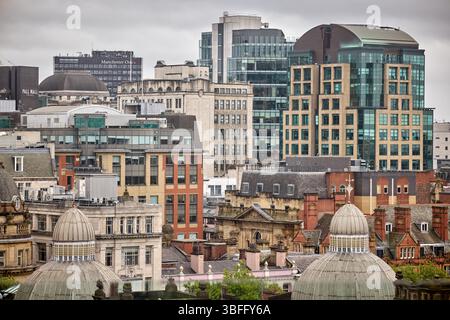 MANCHESTER CITY CENTRE Manchester Skyline mit einigen der Lieblingshäuser, barton Arcade Kuppeln und 82 King Street Stockfoto