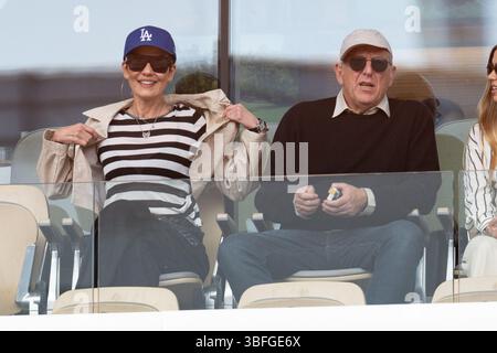 Paris, Frankreich. Juni 2025. Cristina Cordula und ihr Ehemann Frederic Cassin nehmen am 1. Juni 2025 am Roland Garros 2025 Turnier in Paris Teil. Foto: Laurent Zabulon/ABACAPRESS.COM Credit: Abaca Press/Alamy Live News Credit: Abaca Press/Alamy Live News Stockfoto