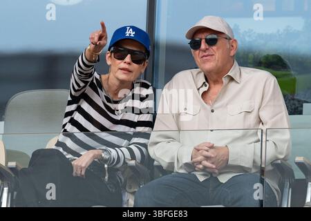 Paris, Frankreich. Juni 2025. Cristina Cordula und ihr Ehemann Frederic Cassin nehmen am 1. Juni 2025 am Roland Garros 2025 Turnier in Paris Teil. Foto: Laurent Zabulon/ABACAPRESS.COM Credit: Abaca Press/Alamy Live News Credit: Abaca Press/Alamy Live News Stockfoto