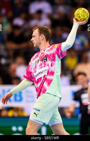 Stuttgart, Deutschland. Juni 2025. Handball: 1. Bundesliga, Männer, Saison 2024/2025, TVB Stuttgart - Füchse Berlin, Porsche Arena. Berlins Mathias Gidsel in Aktion. Quelle: Tom Weller/dpa/Alamy Live News Stockfoto