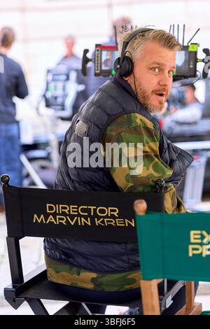 Wien, Österreich. Mai 2025. Dreharbeiten zur zweiten Staffel der Netflix-Serie „Crooks“ in der Minoritenkirche in Wien, Österreich, am 26. Mai 2025. Marvin KREN - 20250526 PD19623 Credit: APA-PictureDesk/Alamy Live News Stockfoto