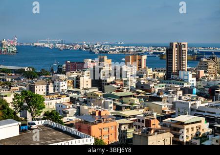 Luftaufnahme der Stadt Kaohsiung und des Hafens in Südtaiwana Stockfoto