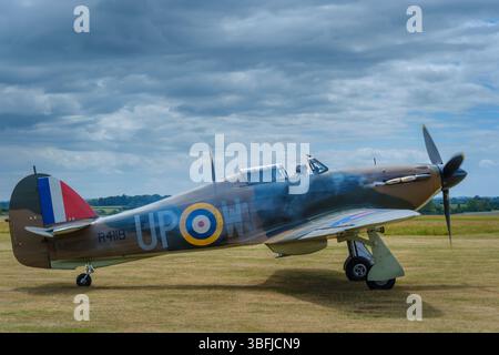 Kemble, Gloucestershire - Hawker Hurricane Mk1 R4118, ein Veteran der Schlacht von Großbritannien, befindet sich im Privatbesitz von Hurricane Heritage. Es begann mit Nr. 60 Stockfoto