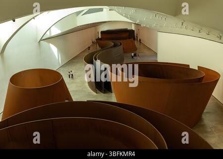 Die Frage der Zeit, Skulpturen von Richard Serra im Guggenheim Museum Bilbao Spanien Stockfoto