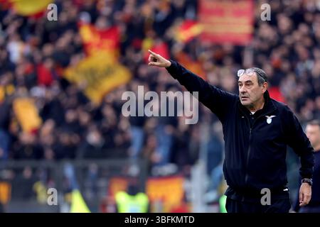 Foto Alessandro Garofalo/LaPresse 14 gennaio 2024 Roma, Italia Sport calcio Lazio vs Lecce - Campionato di calcio Serie A TIM 2023/2024 - stadio Olimpico Nella Foto: Maurizio Sarri allenatore (SS Latium); 14. Januar 2024 Rom, Italien Sport Fußball Latium vs Lecce - italienische Fußballmeisterschaft Liga A TIM 2023/2024 - Olympisches Stadion. Auf dem Bild: Maurizio Sarri Coach (SS Latium); Stockfoto