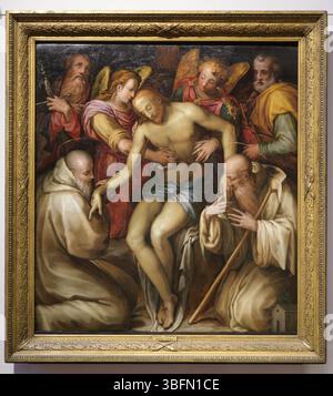 Cristo in Pieta tra Angeli e Santi von Poppi, gemalt um 1585, zeigt den toten Christus, unterstützt von Engeln und Heiligen, Uffizien Galerie, Florenz, Ita Stockfoto