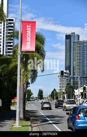 GOLD COAST, AUSTRALIEN, 27. APRIL 2025: Verkehr auf der M1 in Richtung Gold Coast, Queensland, Australien Stockfoto