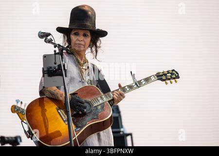 Linda Perry von 4 Non Blondes tritt am 2. Tag des BottleRock Napa Valley Music Festivals auf der Napa Valley Expo am 24. Mai 2025 in Napa, Kalifornien, auf. Foto Stockfoto