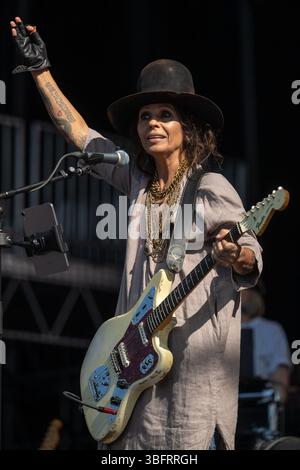 Linda Perry von 4 Non Blondes tritt am 2. Tag des BottleRock Napa Valley Music Festivals auf der Napa Valley Expo auf. (Foto nach Bildbereich/SOPA Images/SIPA USA) Stockfoto