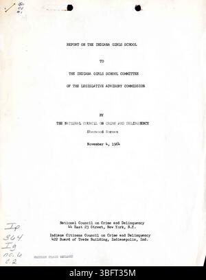 Dieser Bericht, der von Sherwood Norman vom National Council on Crime and Delinquency verfasst wurde, präsentiert Ergebnisse einer Studie, die an der Indiana Girls School durchgeführt wurde. Sie wurde dem Beratenden Gesetzgebungsausschuss vorgelegt. Stockfoto