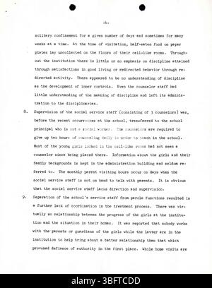 Dieser Bericht, der von Sherwood Norman vom National Council on Crime and Delinquency verfasst wurde, präsentiert Ergebnisse einer Studie, die an der Indiana Girls School durchgeführt wurde. Sie wurde dem Indiana Girls School Committee der Legislative Advisory Commission unterbreitet. Stockfoto