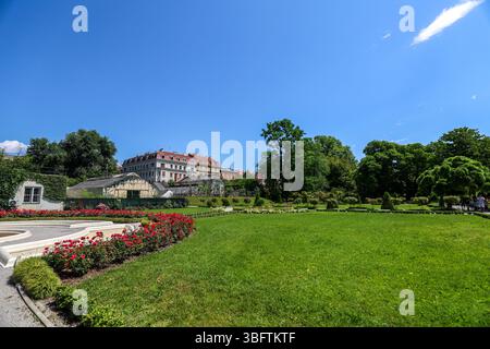 Sommerwetter im Botanischen Garten in Zagreb, Kroatien am 03. Juli 2025. Foto: Sanjin Strukic/PIXSELL Stockfoto