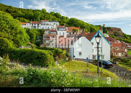 Frühlingsvormittag in Runswick Bay, North Yorkshire, England. Stockfoto