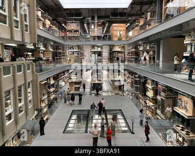 V&A East Storehouse, Queen Elizabeth Olympic Park, London, Großbritannien Stockfoto
