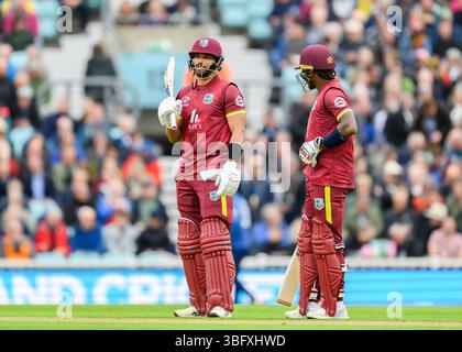 LONDON, VEREINIGTES KÖNIGREICH. Juni 03: Brandon King of West Indies (links) während England V West Indies 3rd Metro Bank ODI am Kia Oval Cricket Ground am Dienstag, den 03. Juni 2025 in LONDON, GROSSBRITANNIEN. Quelle: Taka Wu/Alamy Live News Stockfoto