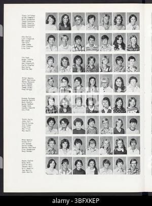 Seite 58 des Jahrbuchs 1978 der Edgewood High School, in dem Momente von Schulveranstaltungen und Feierlichkeiten festgehalten werden. Stockfoto