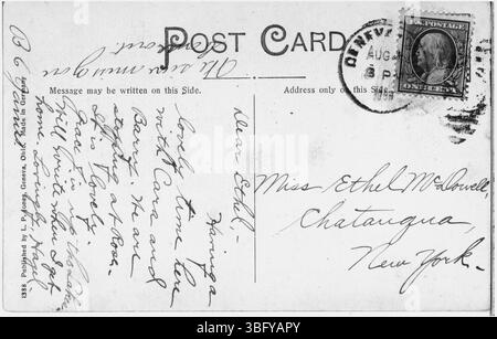 Ein zweites Bild früherer Cottages im Sommerresort Genf-on-the-Lake, Ohio, entlang des Ufers des Erie-Sees, zeigt die einfache Architektur, die für diese Zeit typisch ist. Stockfoto