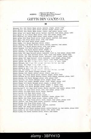 Dies ist das 1911 Rushville City- und Telefonverzeichnis mit Geschäftslisten, Kirchenverzeichnissen und Anzeigen. Es enthält auch eine kurze Geschichte der örtlichen öffentlichen Schule und mehrerer Kirchen in Rushville. Stockfoto