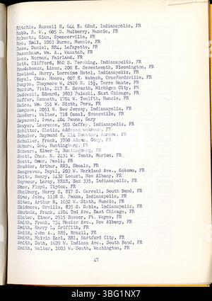 Diese Ausgabe des Indiana Law Enforcement Digest vom März 1940 gibt Einblicke in die Arbeit der Indiana State Police, die verschiedenen beteiligten Büros und die statistische Analyse krimineller Aktivitäten. Sie enthält Profile gesuchter Personen, die von den Strafverfolgungsbehörden gesucht werden. Stockfoto