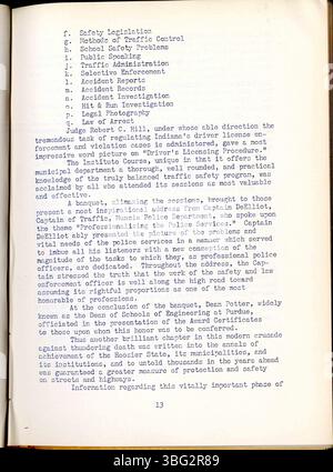 Diese Ausgabe des Indiana Law Enforcement Digest vom März 1940 behandelt die Aktivitäten der Indiana State Police und ihrer verschiedenen Büros und enthält statistische Daten und Informationen über gesuchte Personen. Die Veröffentlichung liefert Einblicke in die Strafverfolgungsmaßnahmen während dieses Zeitraums. Stockfoto