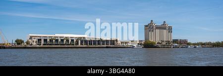 SAVANNAH, GEORGIA - 22. März 2025 Westin Hotel and Convention Center in Savannah, Georgia Stockfoto