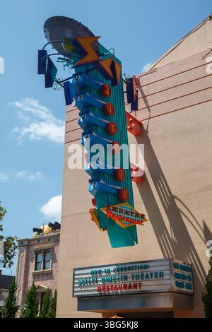 Das Sci Fi Dine im Restaurant, Theater, Art déco-Gebäude im Vergnügungspark Disney Hollywood Studios, Disney World, Kissimmee, Florida, Stockfoto