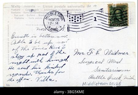 Diese schwarz-weiße Postkarte zeigt die Colin Gardner Paper Company in Middletown, Ohio, die das Fabrikgebäude aus einem anderen Blickwinkel während des frühen 20. Jahrhunderts darstellt. Stockfoto