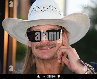 Nashville, USA. Juni 2025. Kid Rock kommt am 30. Juni 2025 zur Eröffnung der Detroit Cowboy in Nashville, TN © Tammie Arroyo/AFF-USA.com Credit: AFF/Alamy Live News Stockfoto