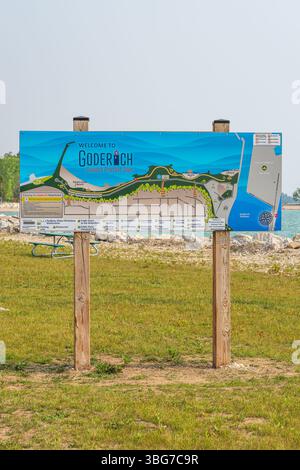 Goderich Ontario Canada, die hübscheste Stadt Kanadas, ist ein beliebtes Sommerziel mit seiner wunderschönen Uferpromenade und zahlreichen Sandstränden Stockfoto