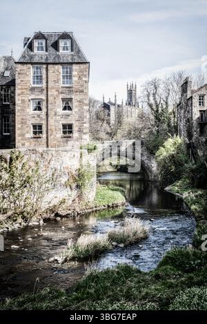 Dean Village in der Nähe von Edinburgh in den schottischen Highlands. Stockfoto