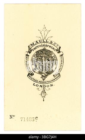 Rückseite der original viktorianischen Carte de Visite (Visitenkarte oder CDV), von Maull & Co. London, das Studio existierte 1866–1878, ca. 1867 oder 1868. Stockfoto