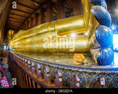 Wat Pho, Tempel des liegenden Goldenen Buddha, Bangkok, Thailand Stockfoto