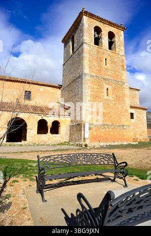 Romanische Kirche San Miguel Arcangel in Andaluz, Soria, Spanien Stockfoto