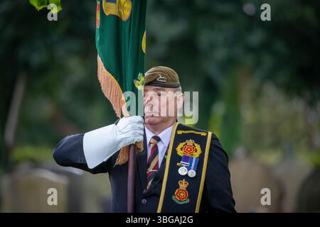 Der ANZAK Day 2024 wurde am 28. April in Soldier's Corner auf dem Warrington Cemetery gefeiert Stockfoto