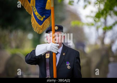 Der ANZAK Day 2024 wurde am 28. April in Soldier's Corner auf dem Warrington Cemetery gefeiert Stockfoto