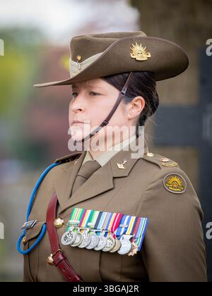 Der ANZAK Day 2024 wurde am 28. April in Soldier's Corner auf dem Warrington Cemetery gefeiert Stockfoto