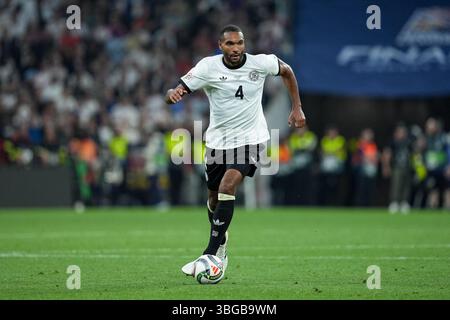 München, Deutschland. Juni 2025. Jonathan Tah (Deutschland) während des Halbfinalspiels der UEFA Nations League zwischen Deutschland und Portugal in der Allianz Arena München am 4. Juni 2025. Foto Goal Pix/Alamy Live News Stockfoto